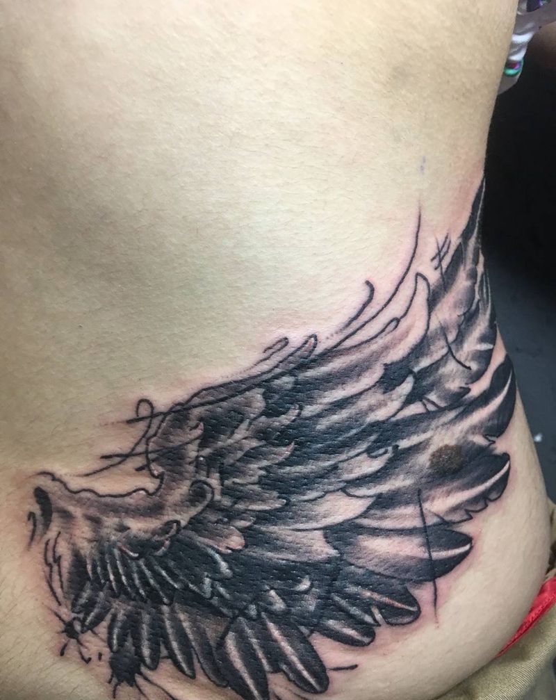 翅膀纹身图片