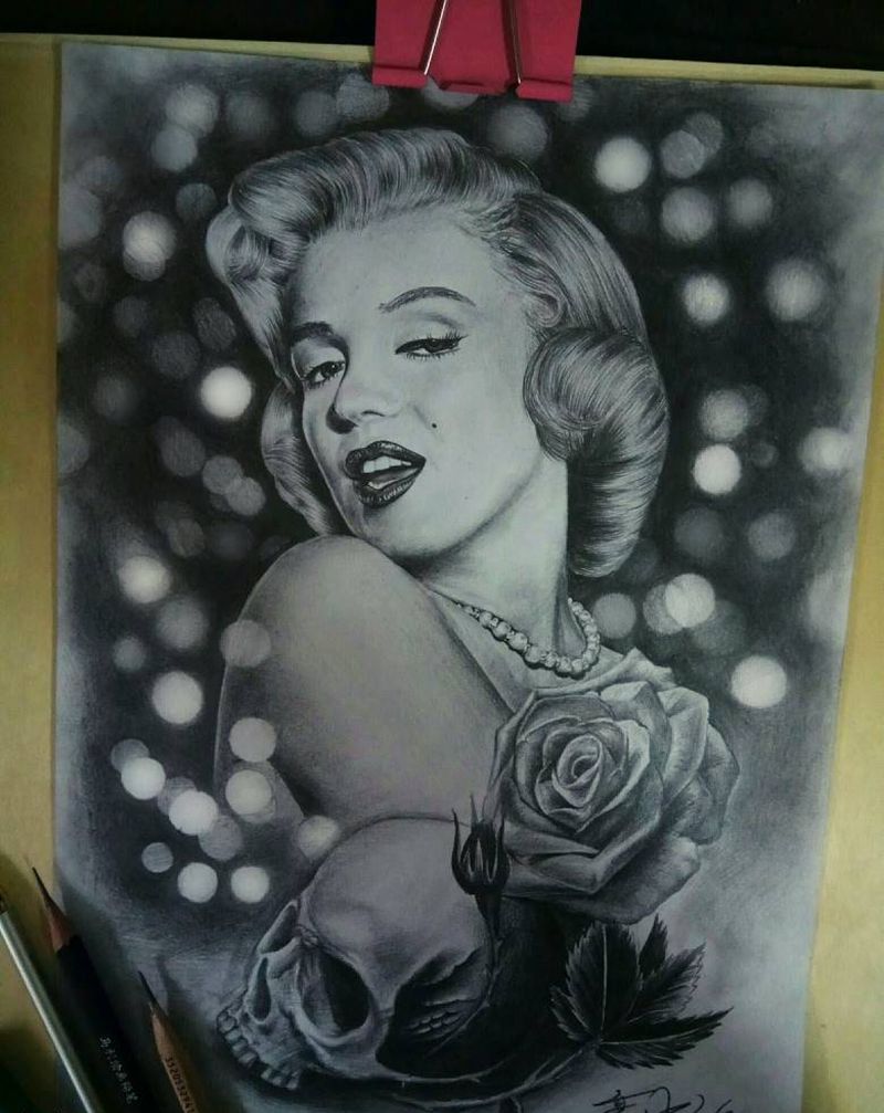 玛丽莲梦露手稿纹身图片