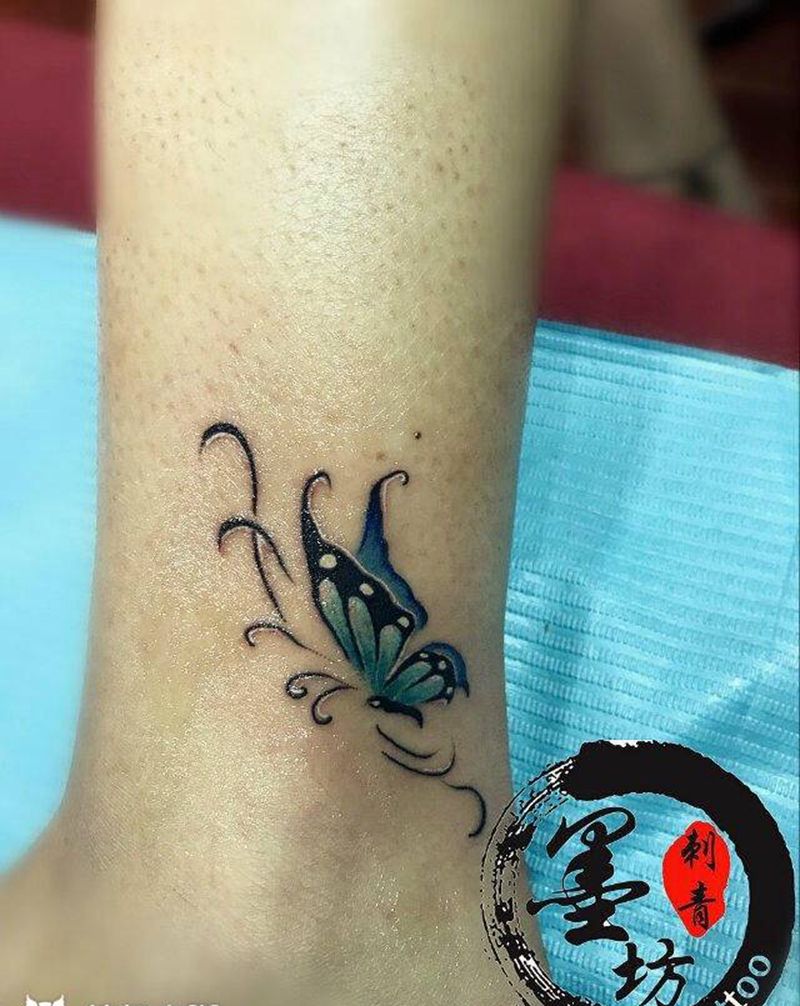 蝴蝶纹身图片_成品脚部清新动物纹身图案