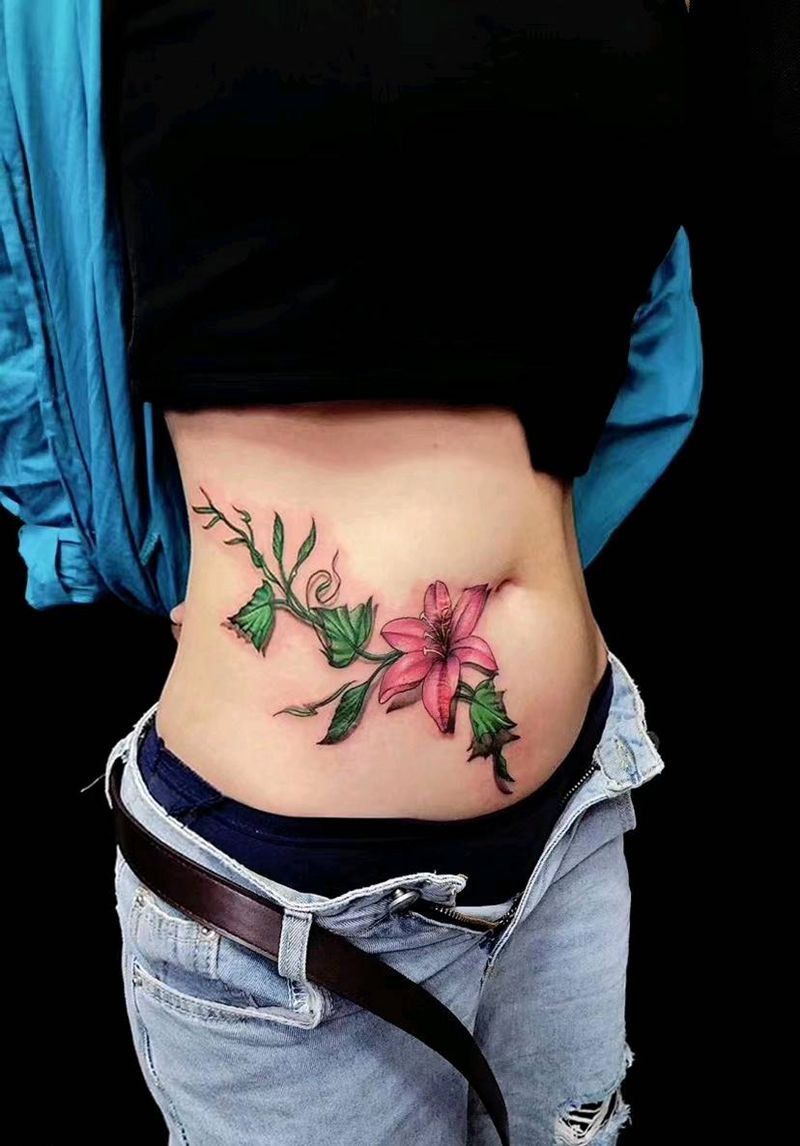 遮盖阑尾炎手术疤痕纹身图片_腹部腰部Old School纹身图案