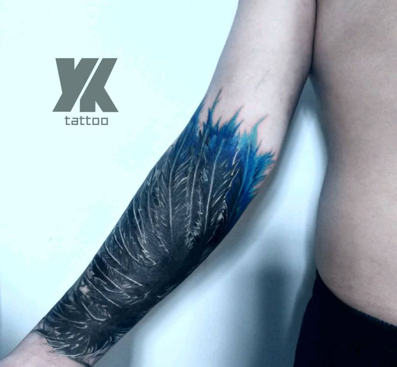 暗黑翅膀遮盖纹身图片_手臂水彩翅膀遮盖纹身图案