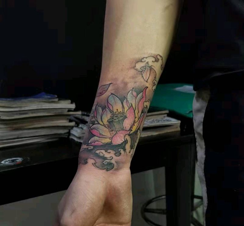 遮盖疤痕纹身图片_手臂纹身图案