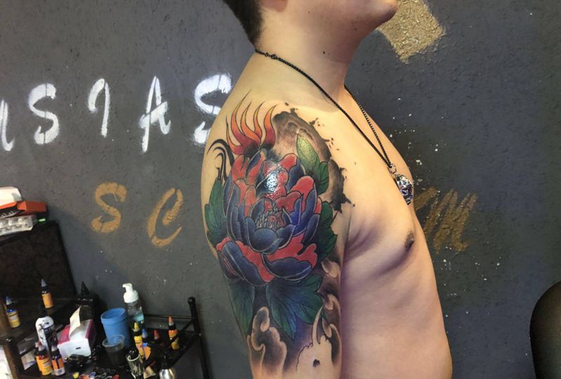 遮盖纹身图片_手臂肩部老传统纹身图案