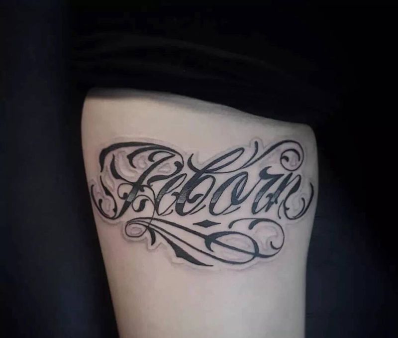 花体字纹身图片_腿部花体字纹身图案