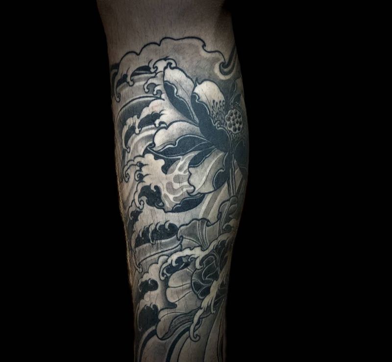 传统 恢复纹身图片_腿部老传统纹身图案