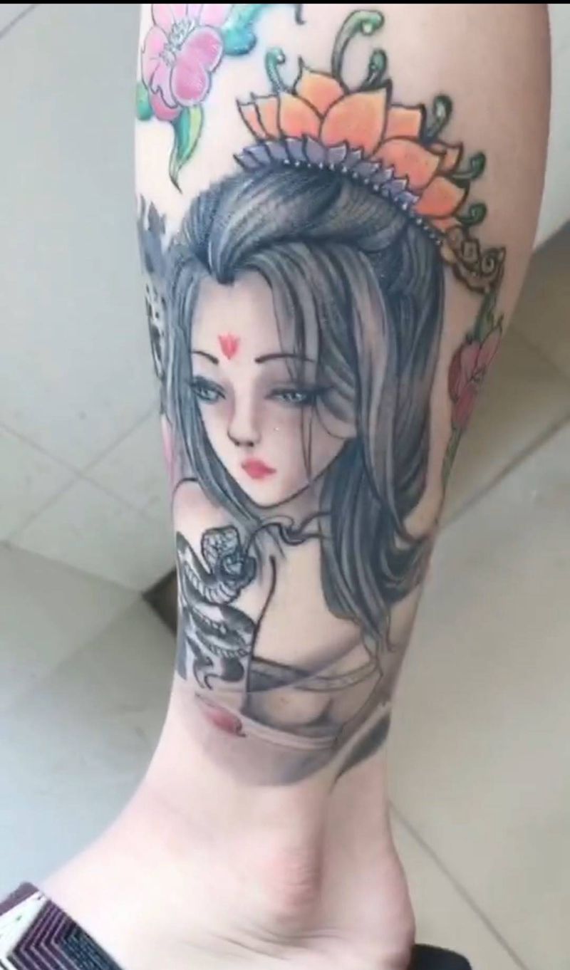 恢复后的小姐姐纹身图片