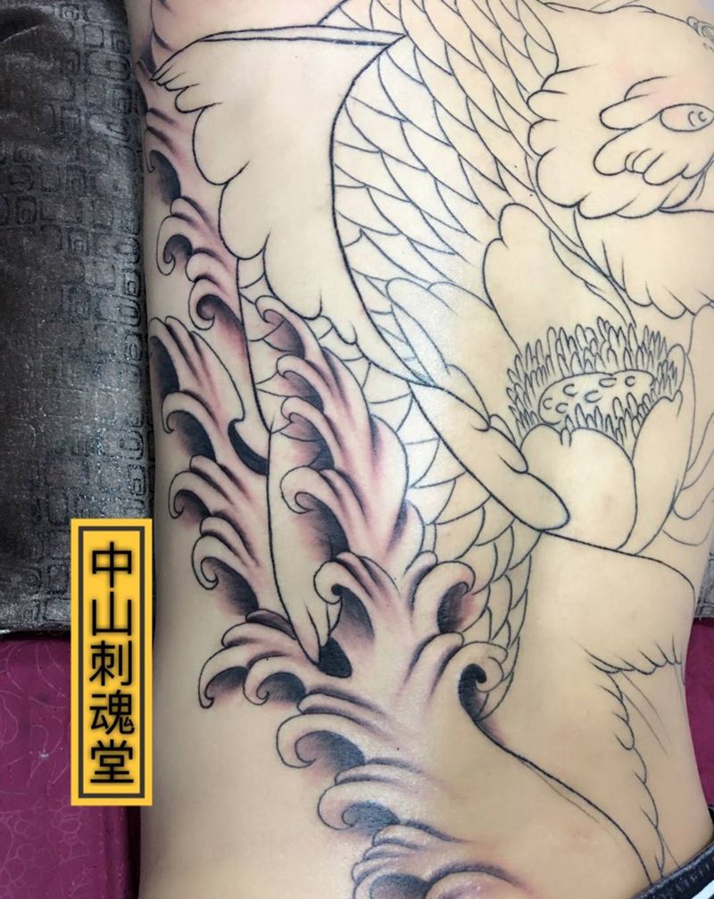 下次在上色，满背鲤鱼纹身图片