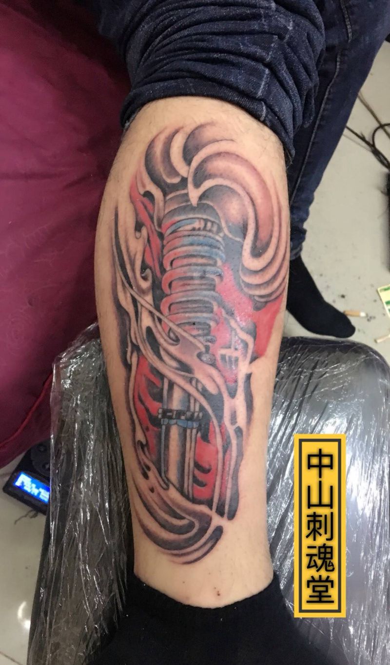 机械腿纹身图片