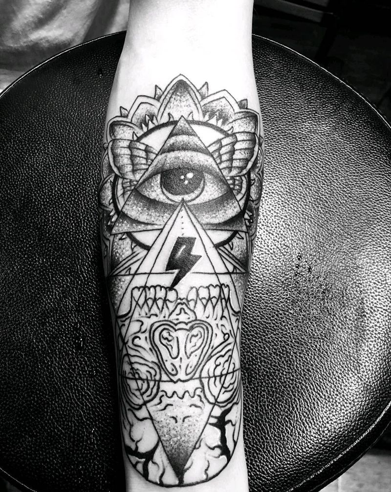 上帝之眼纹身图片