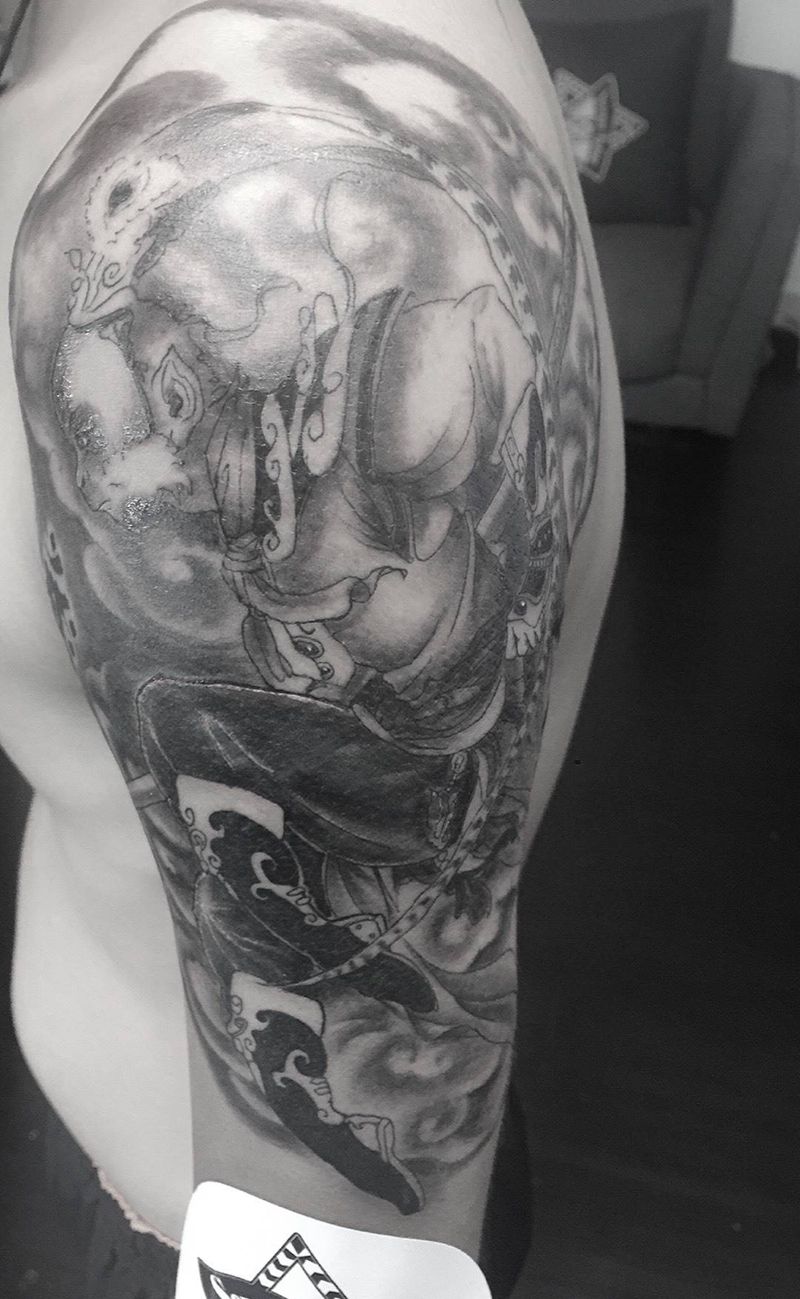 旧纹人•遮纹身图片