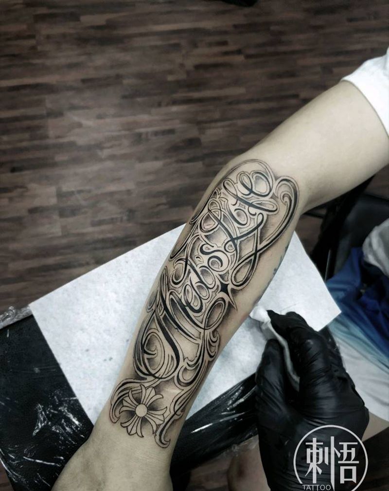 花体字 释义：这就是生活纹身图片_手臂花体字纹身图案