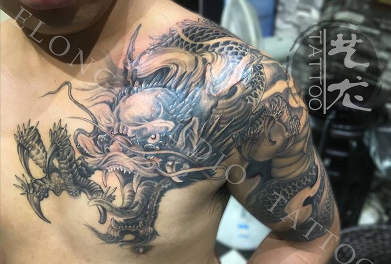 过肩龙纹身图片_成品肩部胸部臀部手臂传统鬼神纹身图案