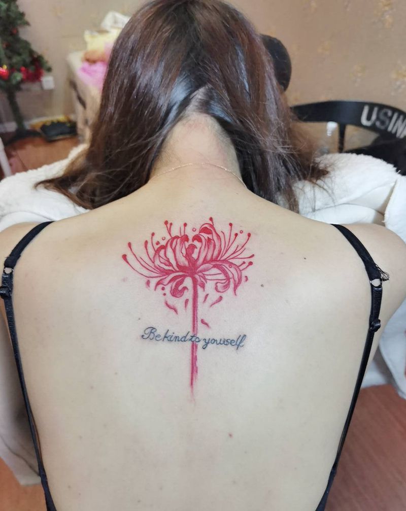 彼岸花纹身图片_背部新传统纹身图案