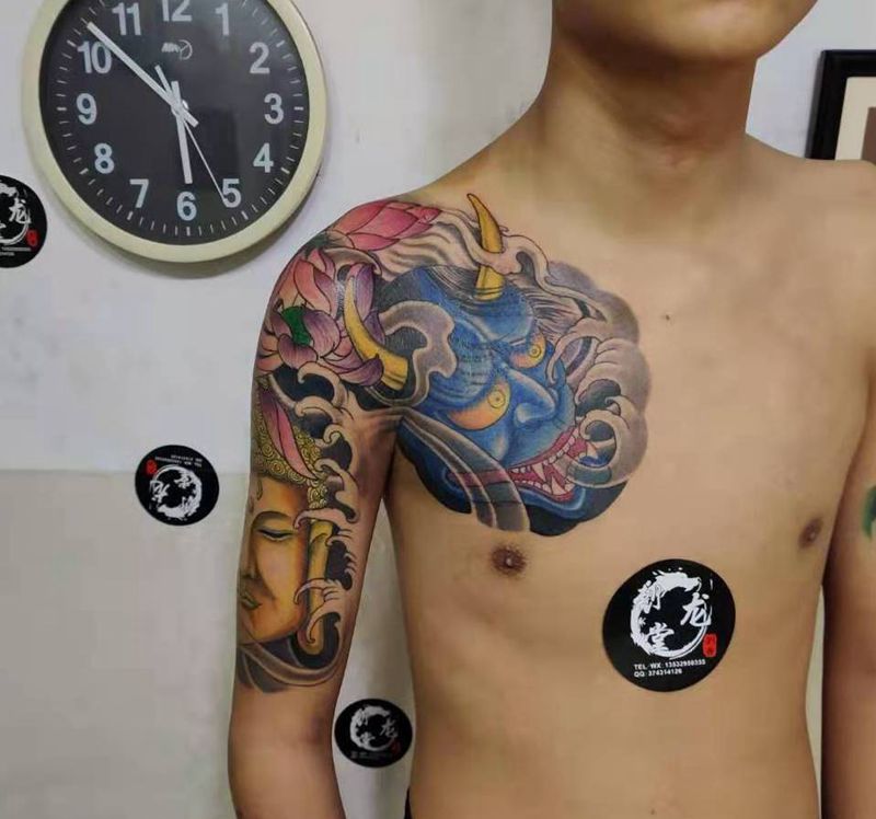 半甲纹身图片_肩部胸部新传统纹身图案