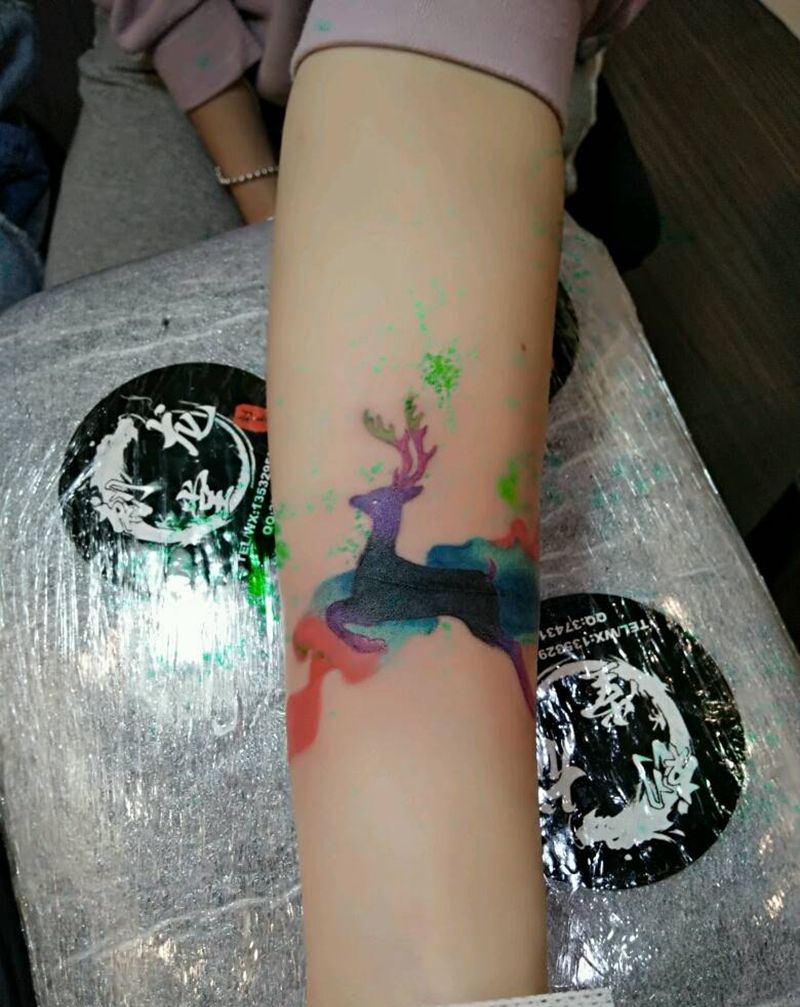 小鹿纹身图片