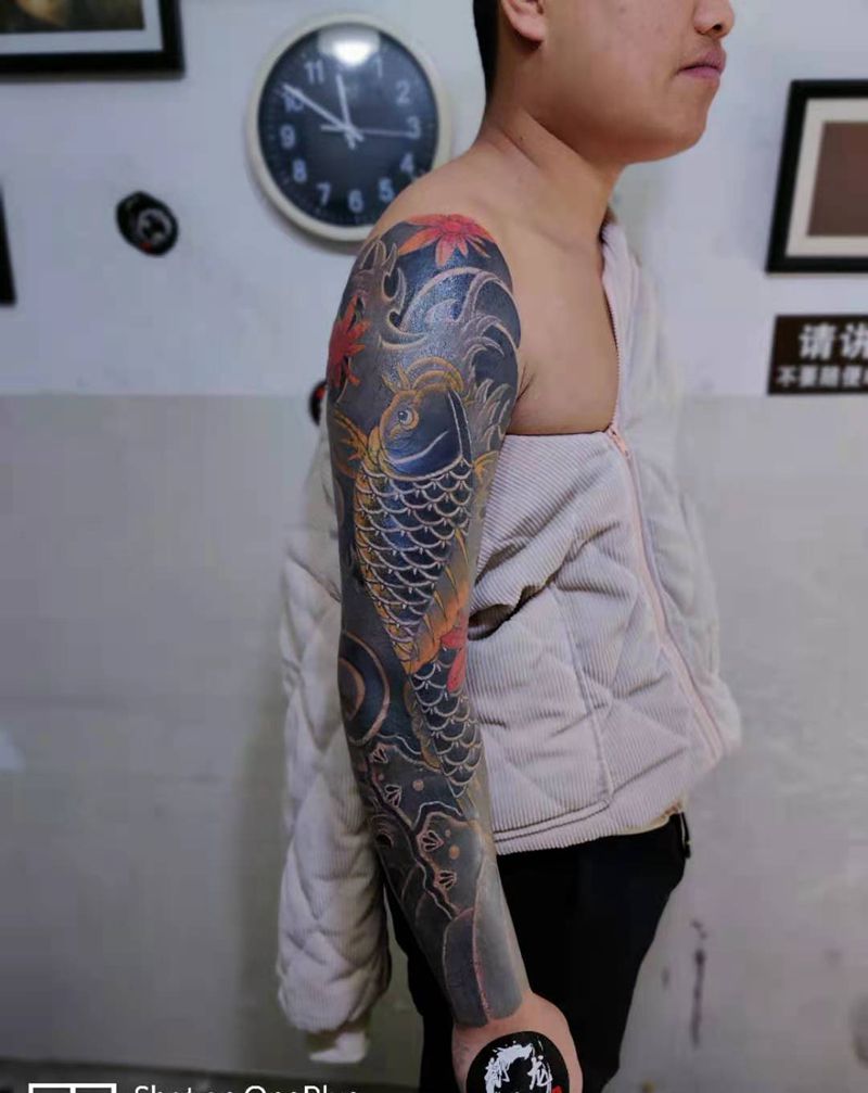 花臂遮盖纹身图片_手臂新传统纹身图案