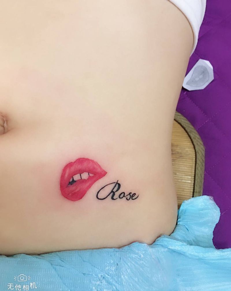 小嘴唇纹身图片
