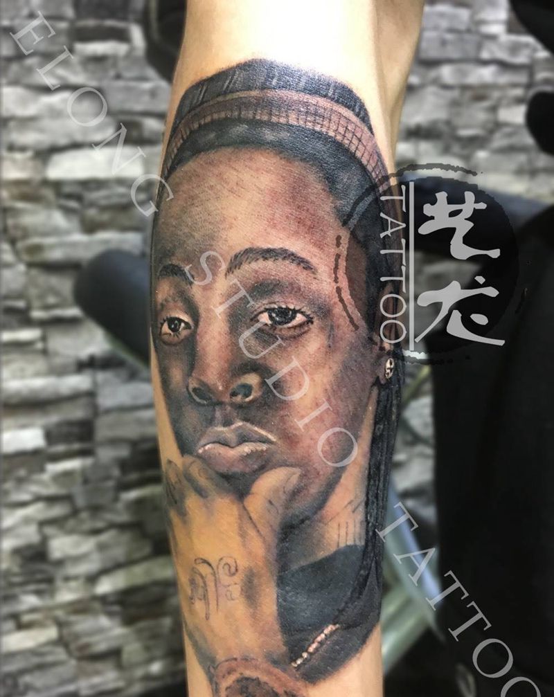 黑鬼纹身图片_成品手部欧美传统手臂人物原创纹身图案