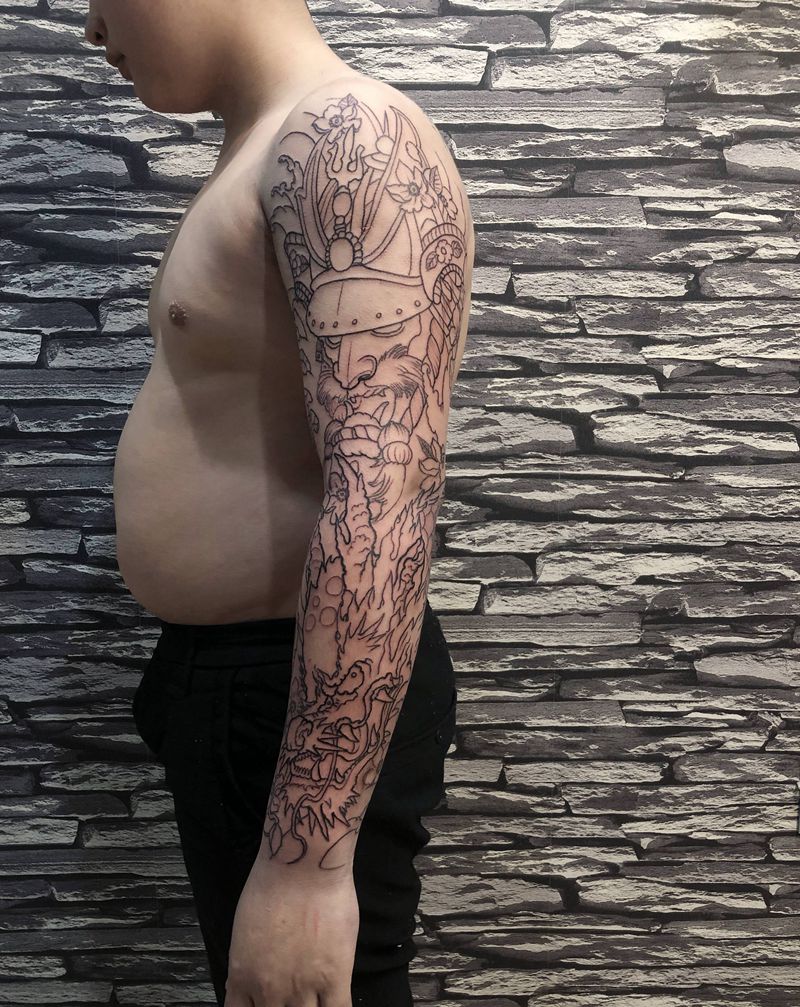 龙武士花臂线条纹身图片_手臂新传统纹身图案