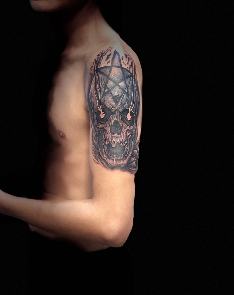 暗黑骷髅遮盖纹身图片_手部手臂点刺纹身图案