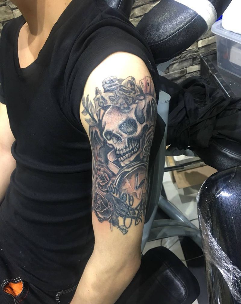 欧美骷髅遮盖纹身图片