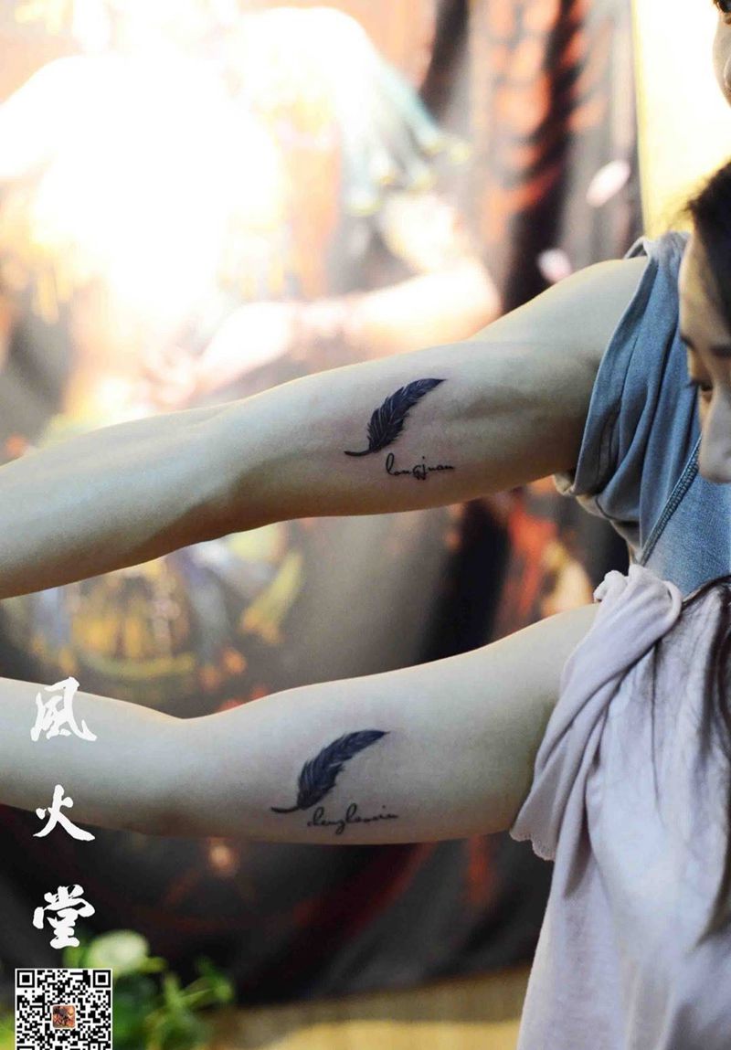 情侣纹身!520快乐纹身图片_成品手部清新动物纹身图案