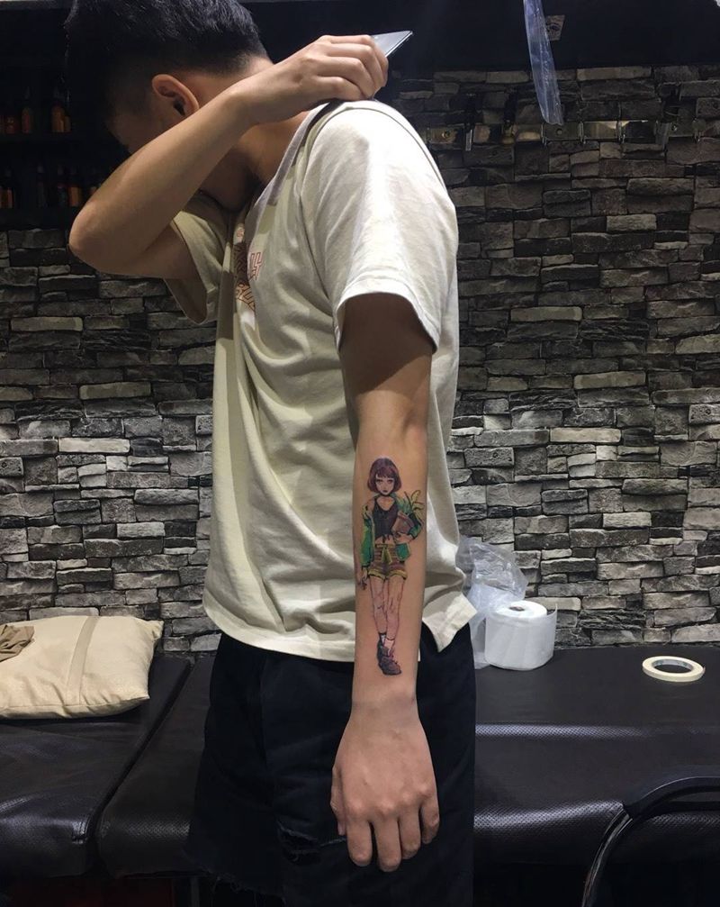 这个萝莉不太冷纹身图片