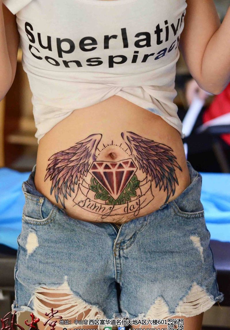 妊辰纹遮盖纹身图片_成品腹部清新欧美传统植物动物纹身图案