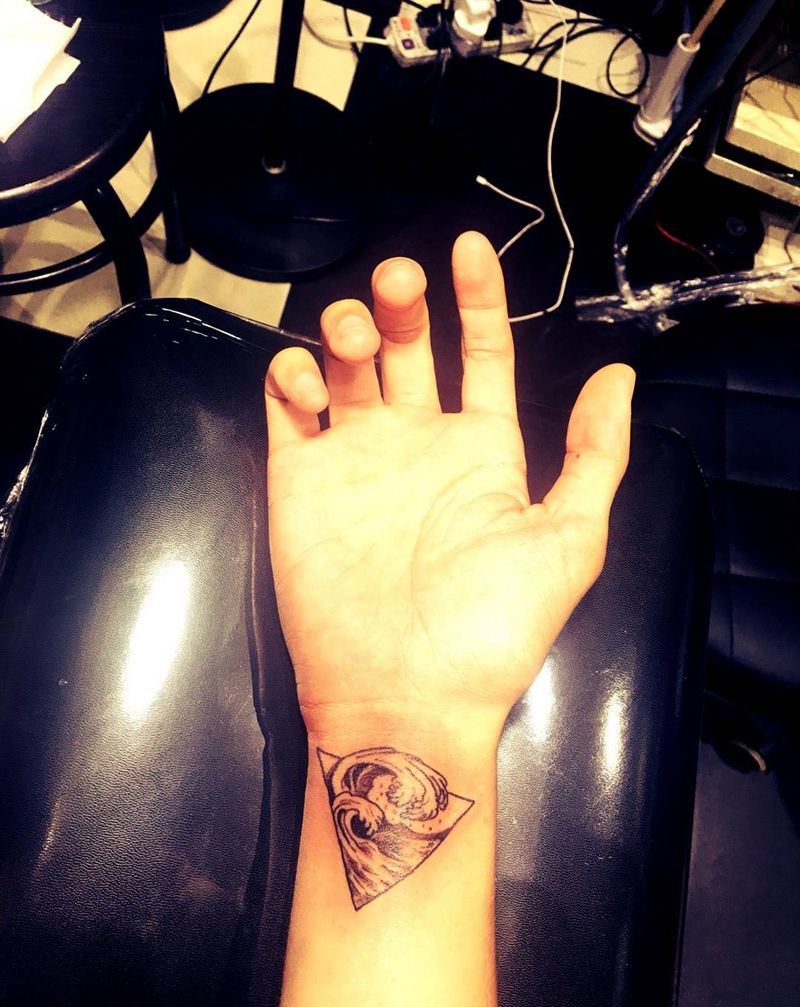 浪花小清新纹身图片