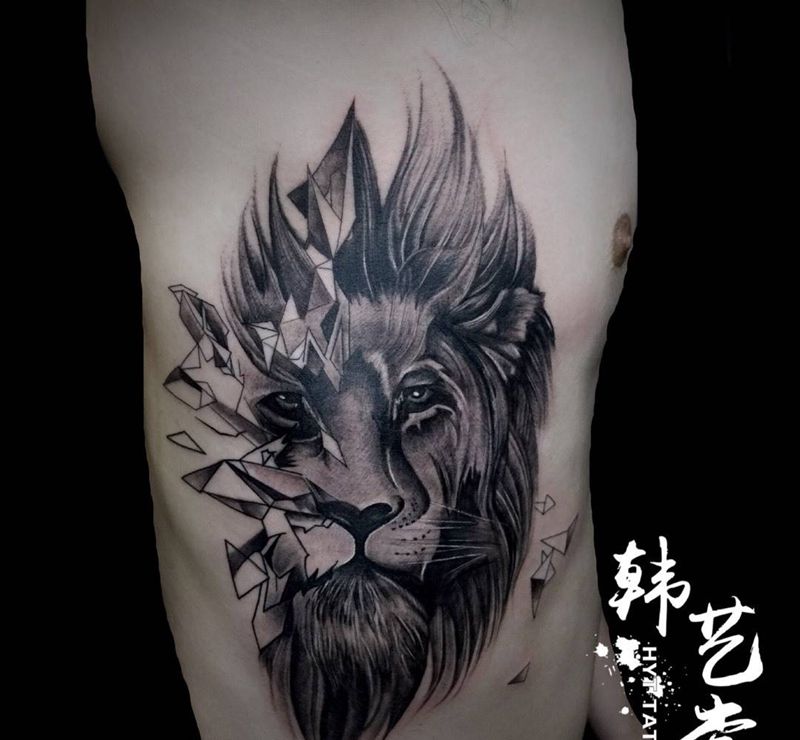 写实作品  by:欧阳纹身图片