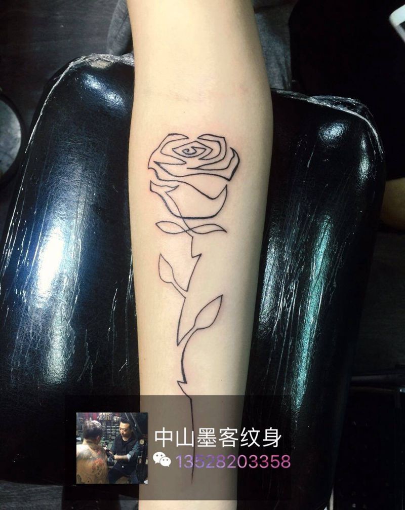 简笔玫瑰纹身图片