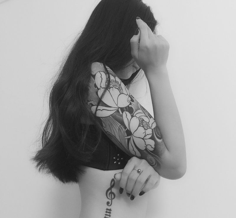 荷花。纹身图片