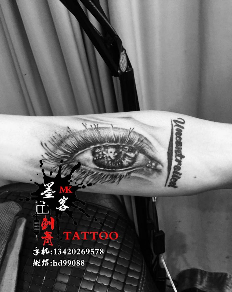 眼睛纹身图片
