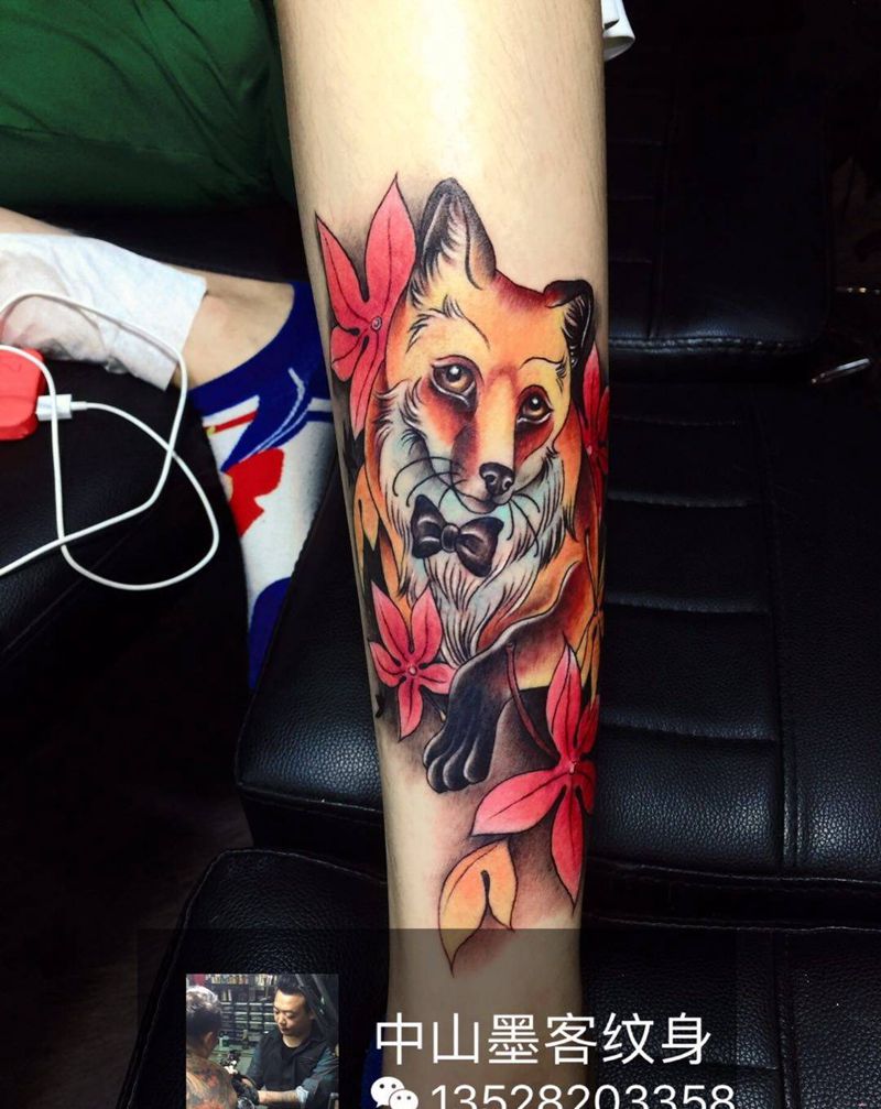 彩色狐狸纹身图片