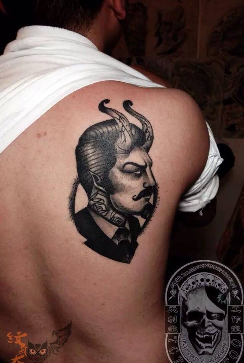 人物纹身图片_成品背部肖像人物纹身图案