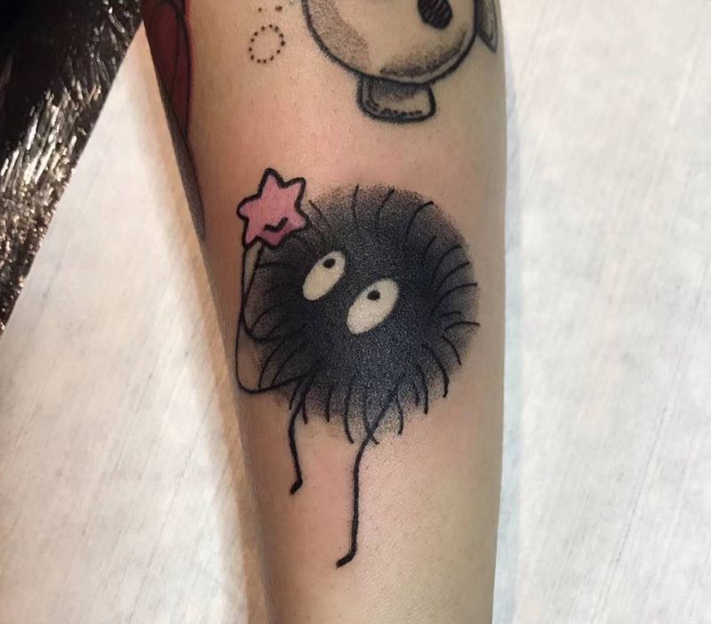 煤球纹身图片_手臂Old School纹身图案