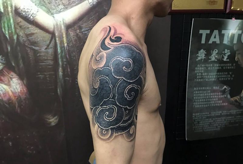 祥云 遮盖纹身图片