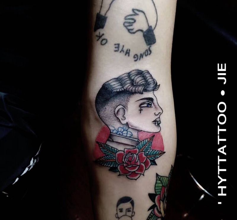 school纹身图片_成品手部原创纹身图案