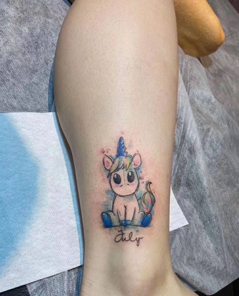 独角马纹身图片_腿部水彩纹身图案