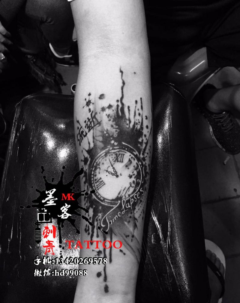 泼墨罗马表纹身图片