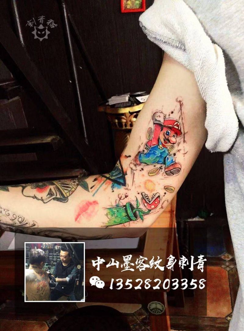 彩色拼图花臂纹身图片