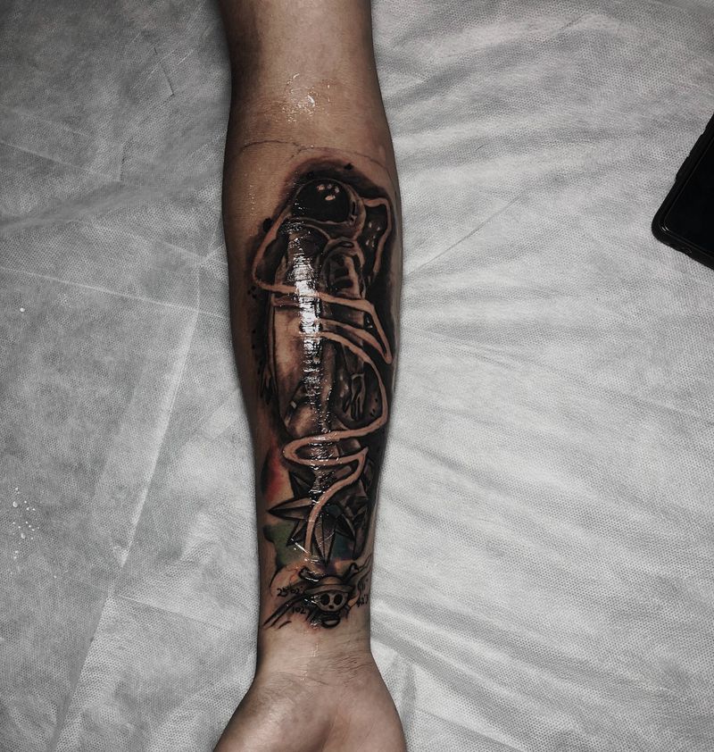 宇航员纹身图片_水彩欧美写实纹身图案