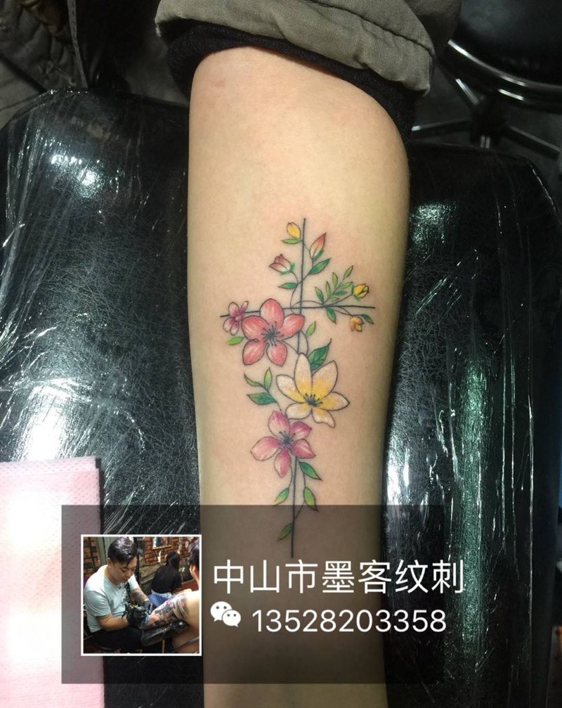 清新小花纹身图片