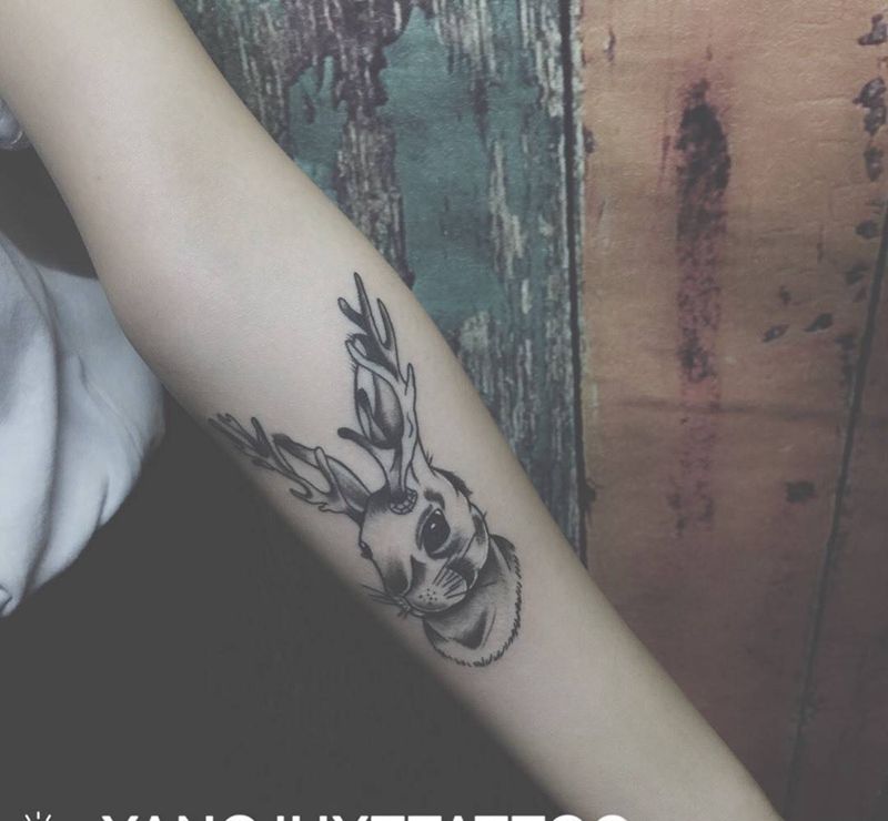 麋鹿作品。纹身图片_成品欧美手部原创纹身图案