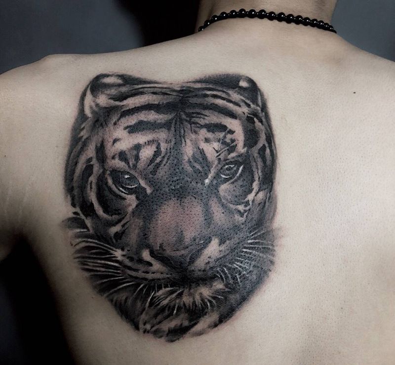 虎头，阿伟作品纹身图片