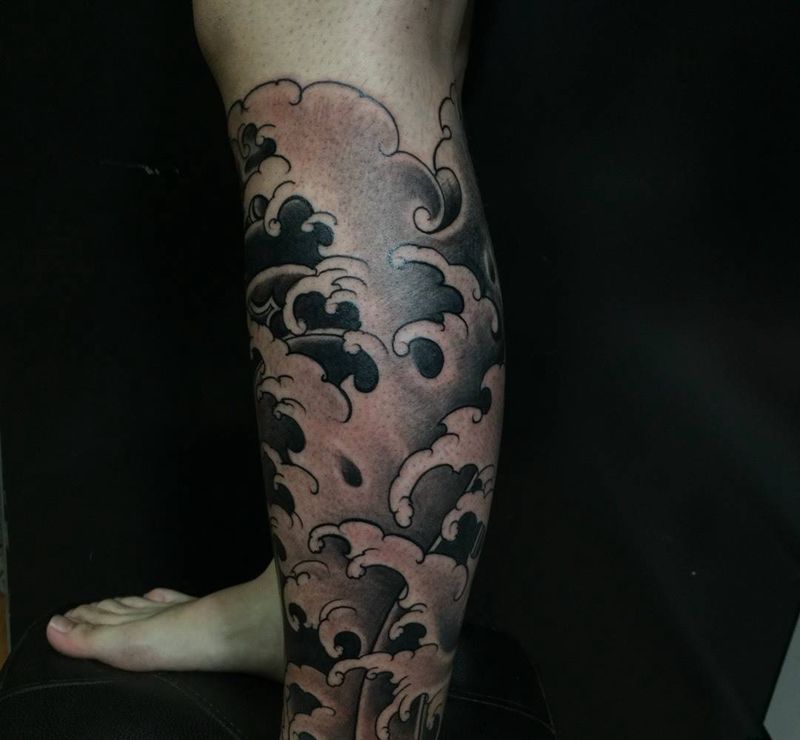 水浪纹身图片_成品手稿原创传统腿部脚部揭阳纹身图案