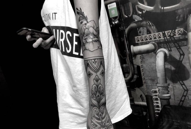 花臂进行中 还有一半纹身图片