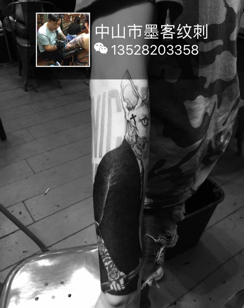 社会猫（小包臂）纹身图片