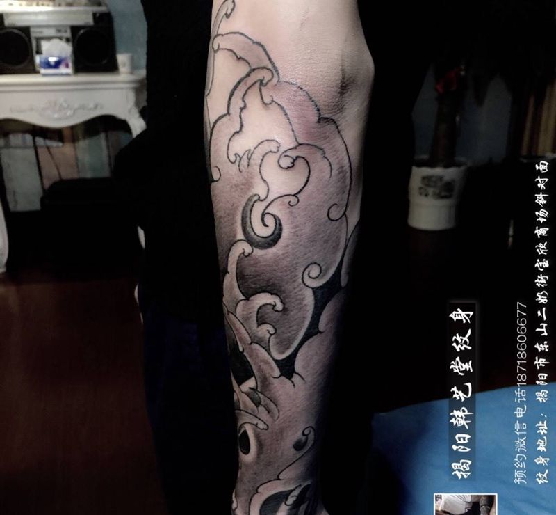 水浪。纹身图片