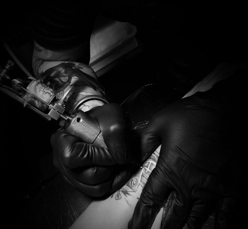 school纹身机。纹身图片